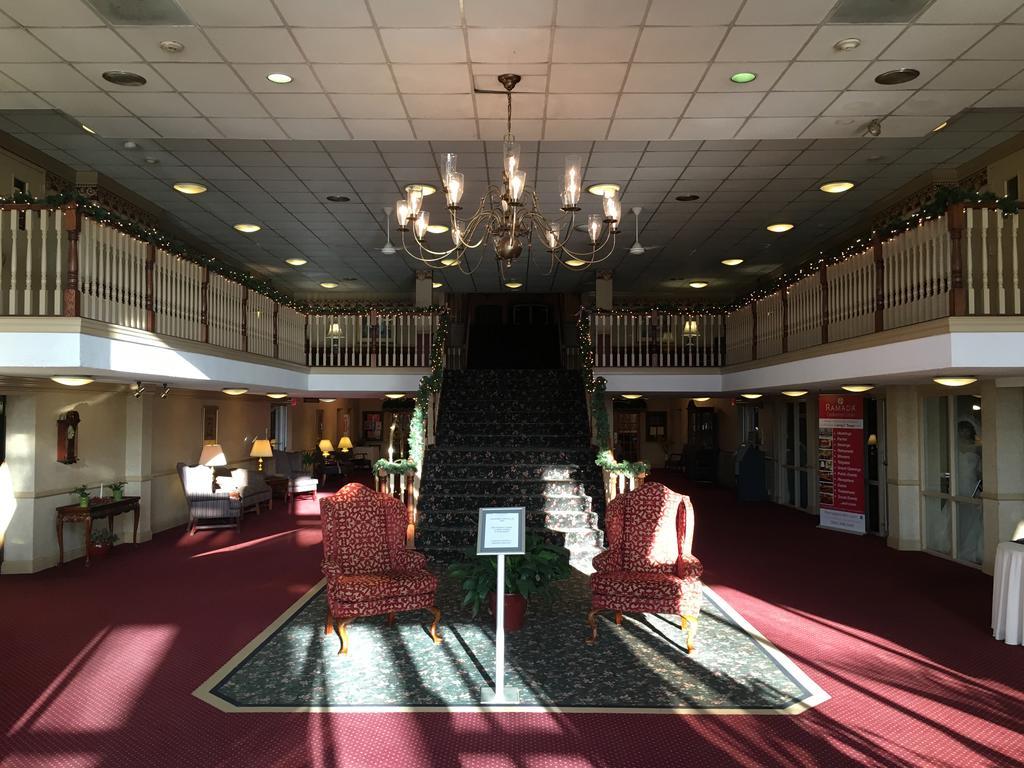 Hotel Ramada Conference Center Morgantown Exterior foto